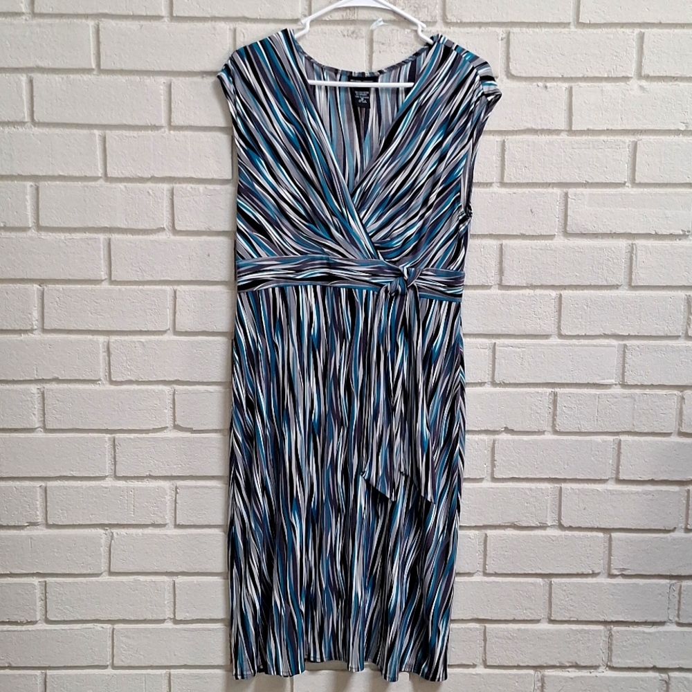 New York & Company Elegant Teal Blue & Black Striped Midi Dress. Size Medium